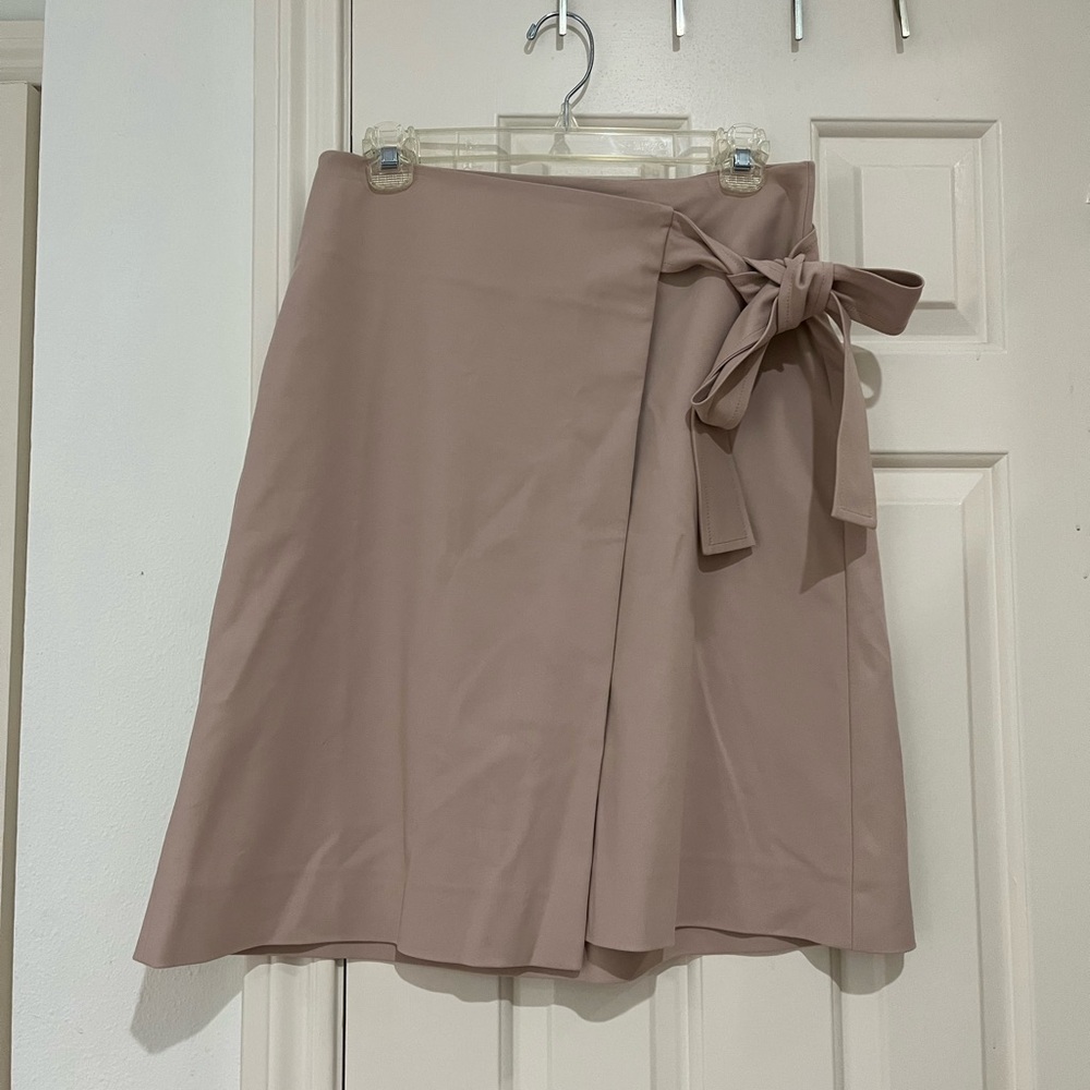 Luisa Cerano Nude Colored Skirt size 8